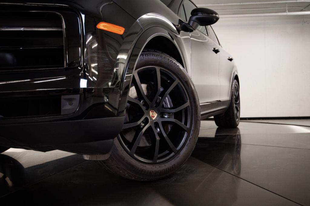 2024 Porsche CAYENNE AWD 缩略图 12