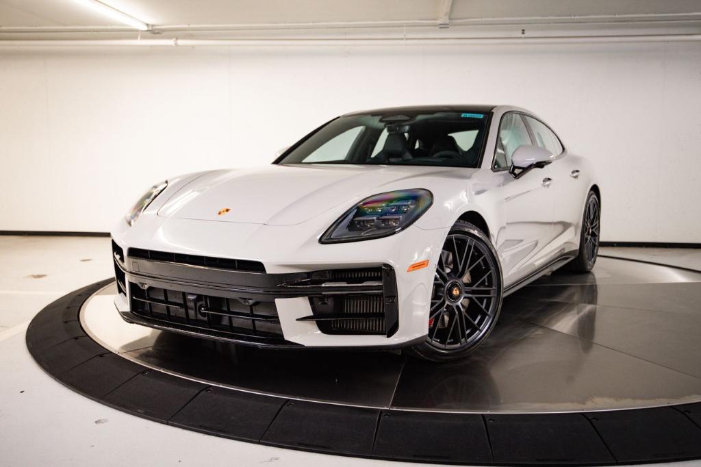New 2026 Porsche Panamera GTS