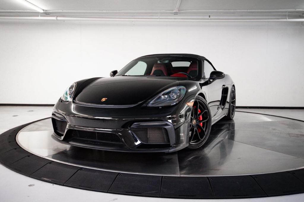 2023 Porsche 718 Spyder