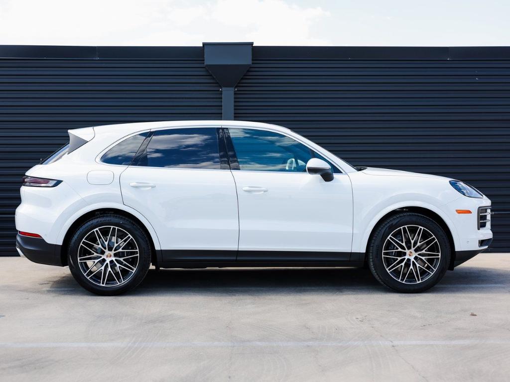 PORSCHE CAYENNE - 8