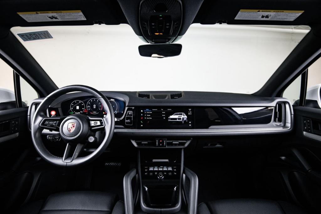 2026 Porsche CAYENNE BASE 缩略图 25