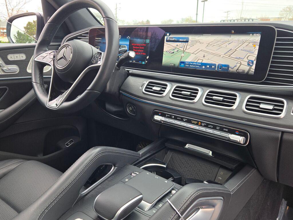 MERCEDES-BENZ GLS - 7