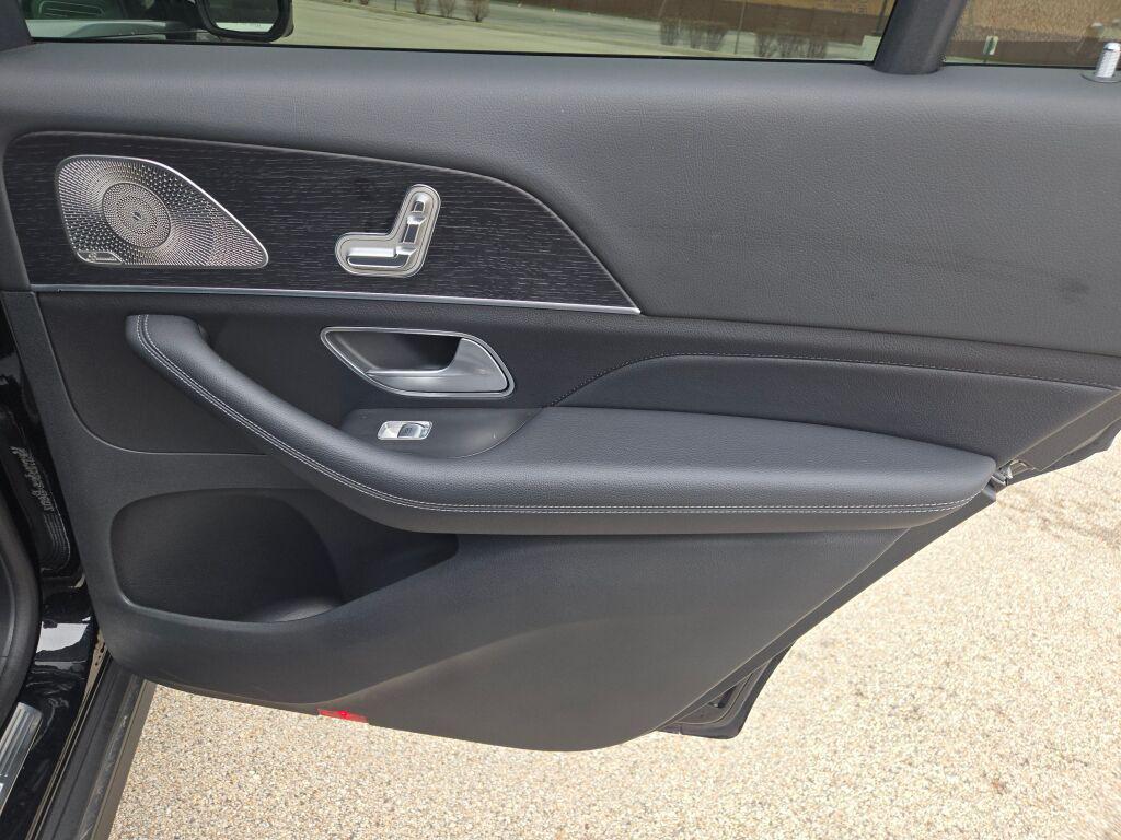 MERCEDES-BENZ GLS - 9