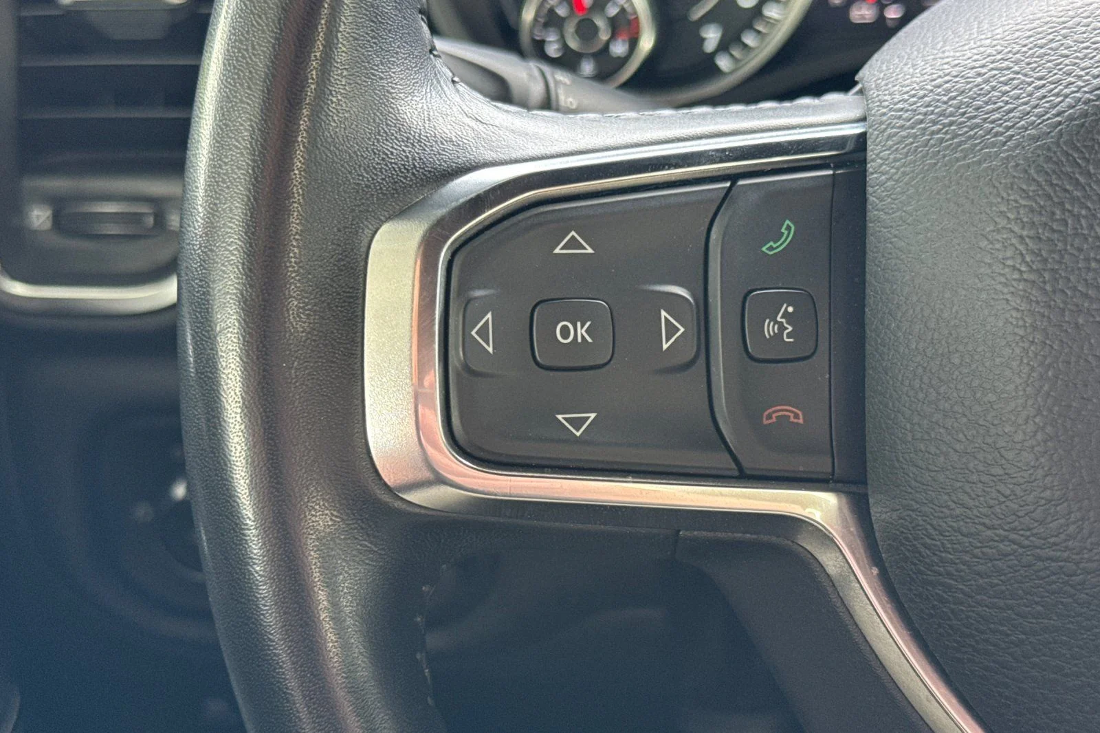 2024 RAM 1500 LARAMIE — миниатюра 33