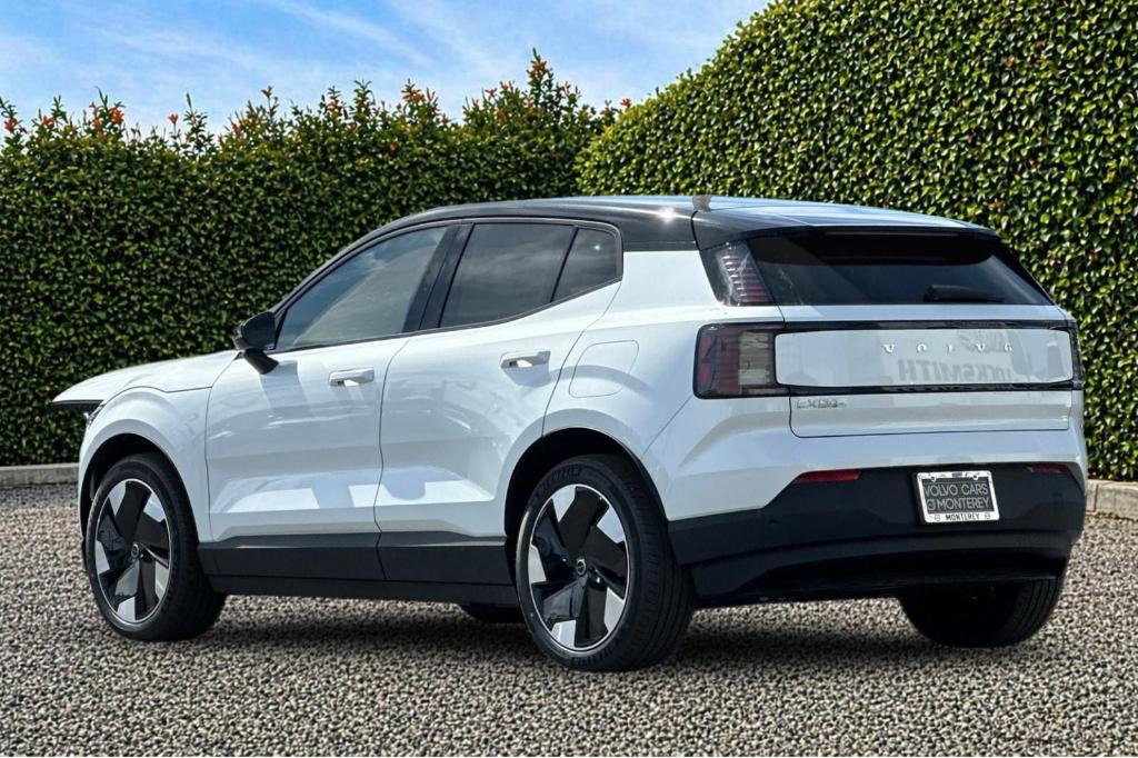 2026 Volvo EX30 TWIN MOTOR PLUS — фото 3