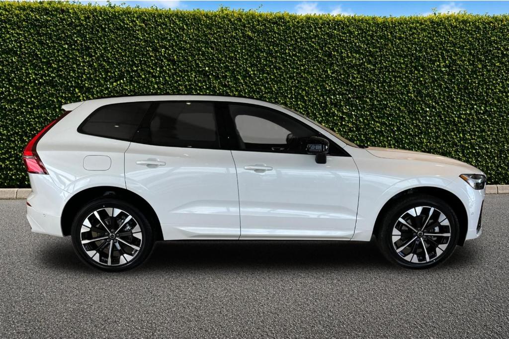 2026 Volvo XC60 B5 PLUS 照片 6