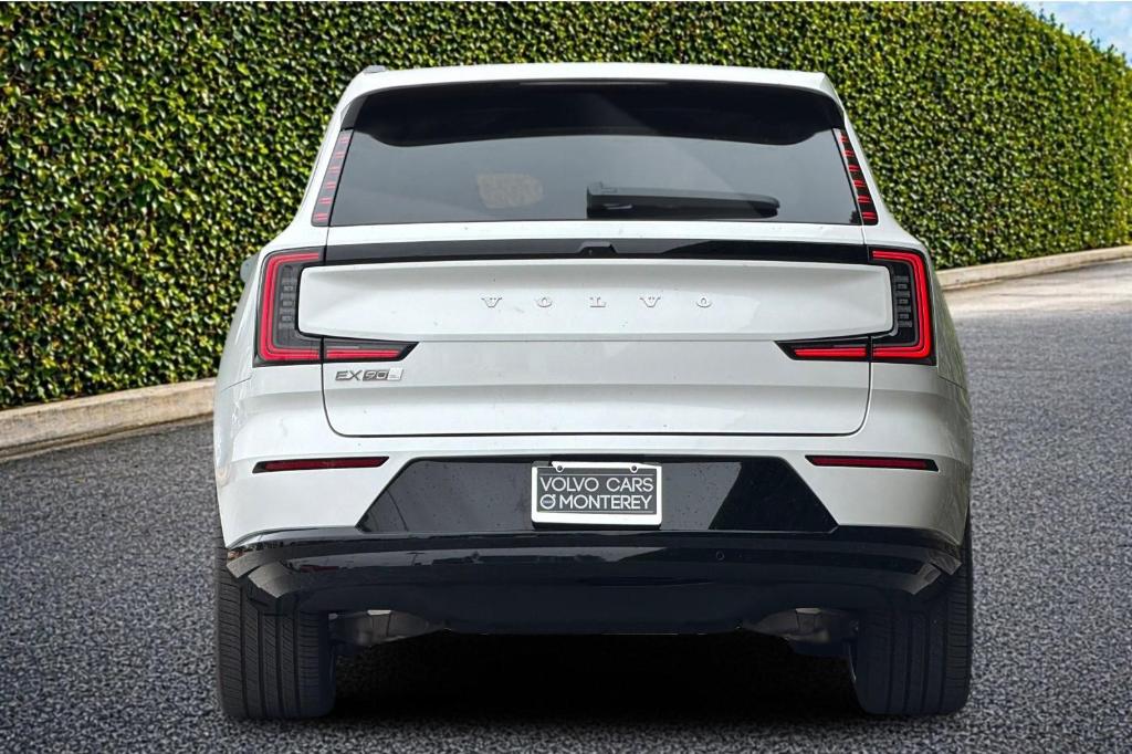 صورة 4 لـ 2026 Volvo EX90 TWIN MOTOR PERFORMANCE ULTRA