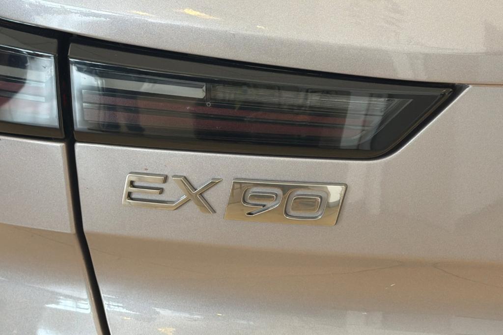 2026 Volvo EX90 SINGLE MOTOR PLUS 缩略图 26
