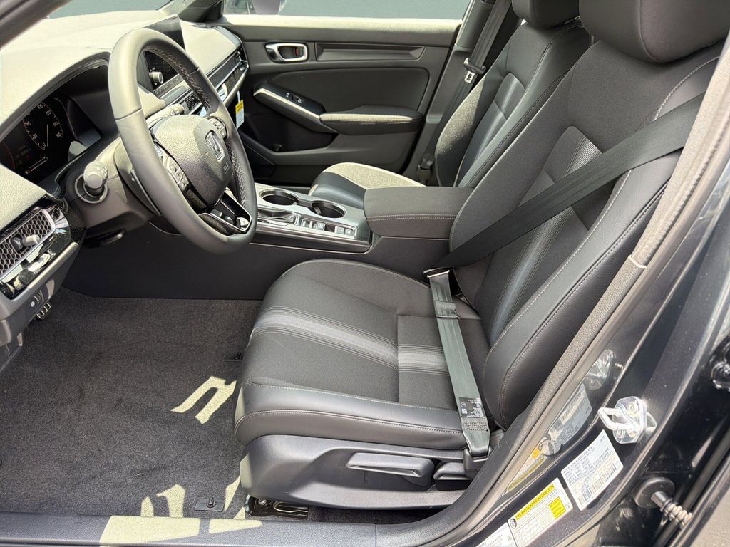 صورة مصغرة 24 لـ 2026 Honda CIVIC SPORT