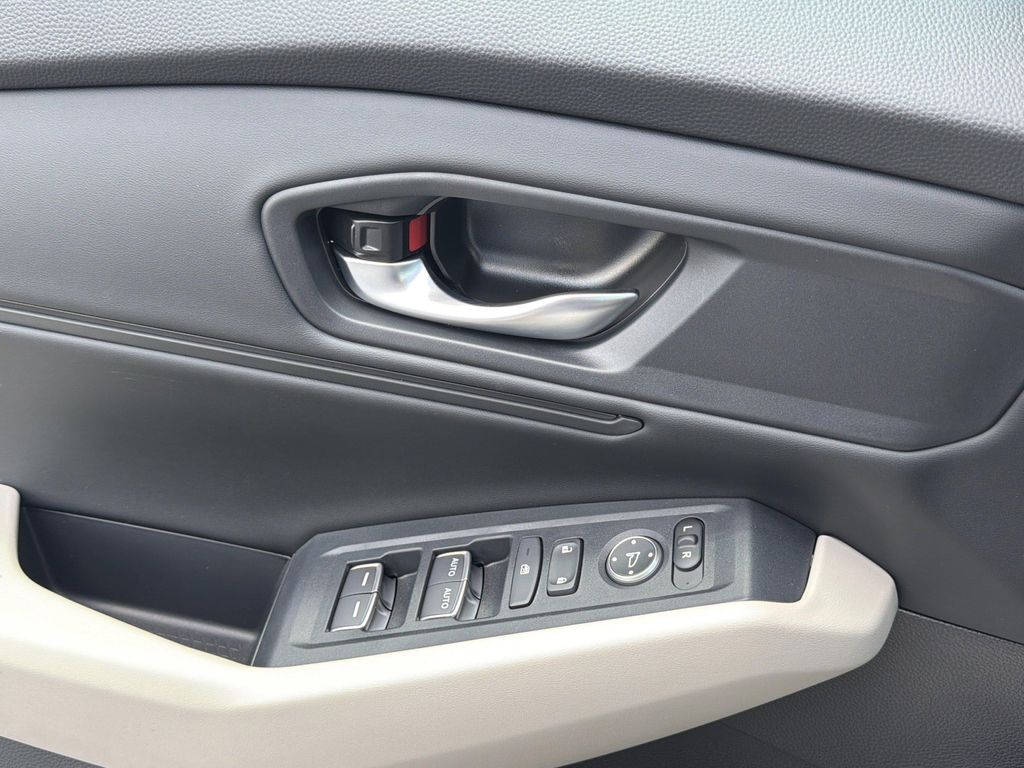 2026 Honda ACCORD SE thumbnail 11