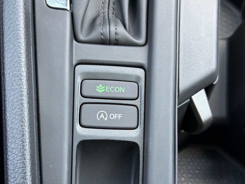 2026 Honda ACCORD SE thumbnail 17