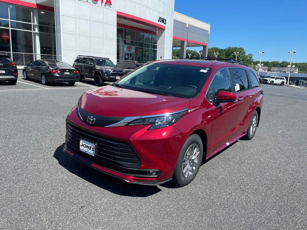 New 2026 Toyota Sienna XLE