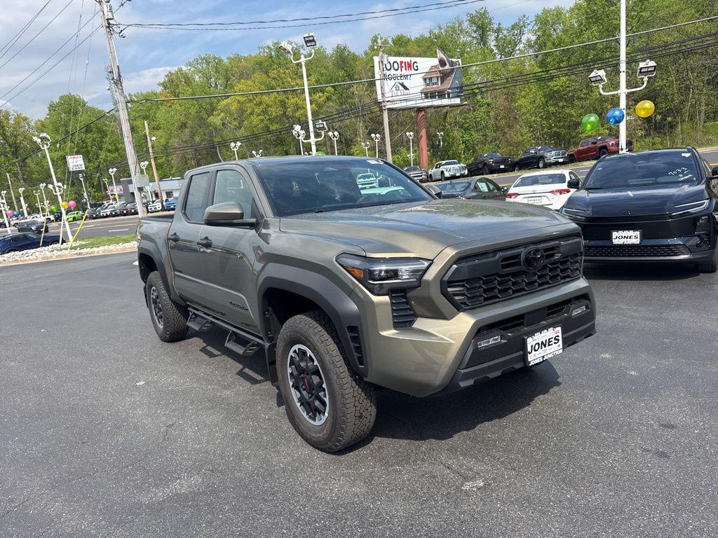 TOYOTA TACOMA - 2