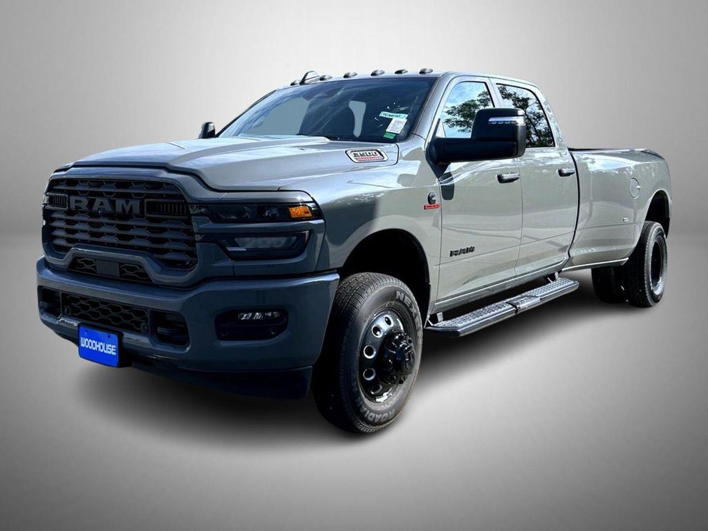 New 2026 RAM 3500 Big Horn Crew Cab 4x4 8' Box