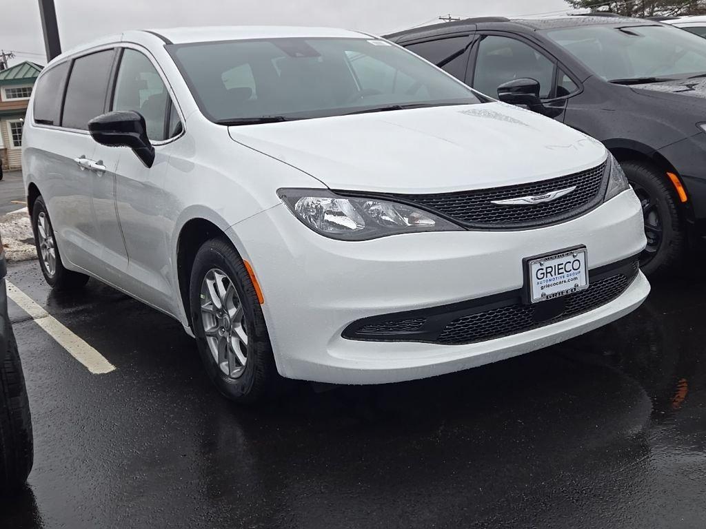 New 2026 Chrysler Voyager LX