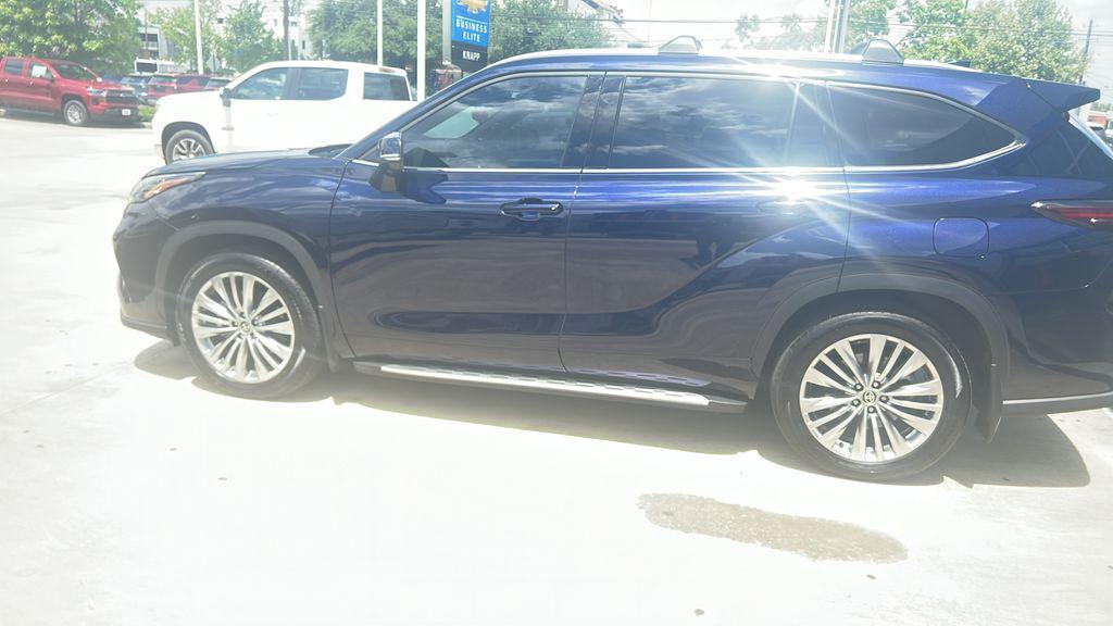 TOYOTA HIGHLANDER - 9