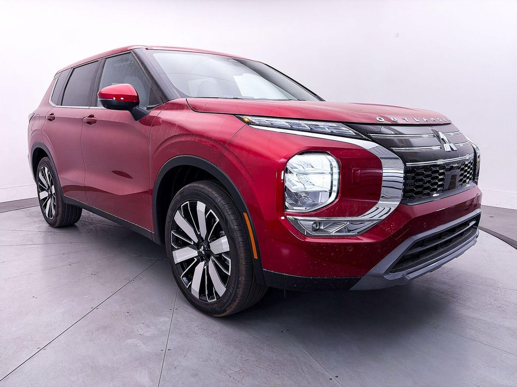 New 2026 Mitsubishi Outlander SE S-AWC