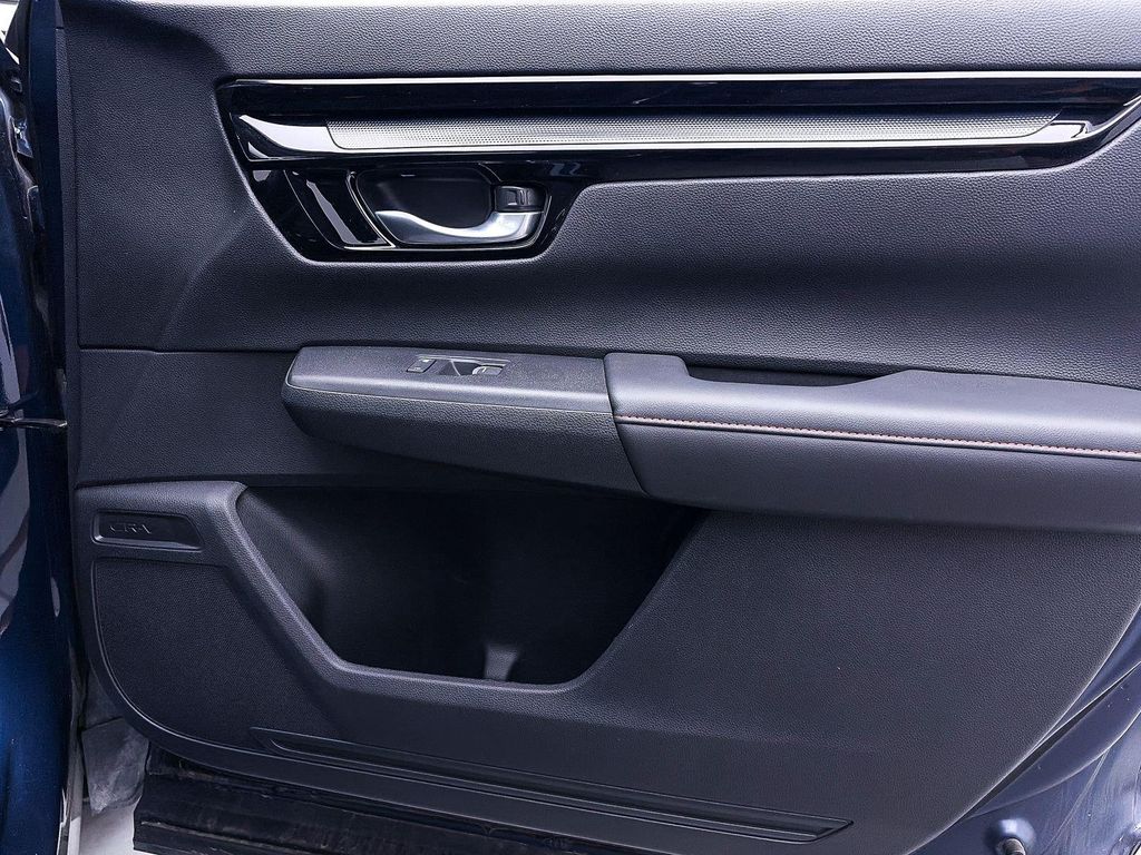 صورة مصغرة 37 لـ 2024 Honda CR-V HYBRID SPORT TOURING AWD