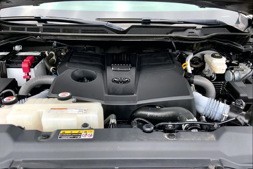 2023 Toyota TUNDRA SR5 缩略图 31