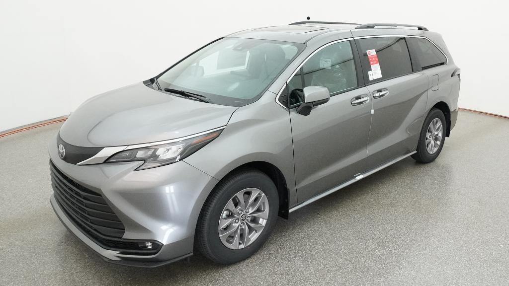 New 2026 Toyota Sienna XLE