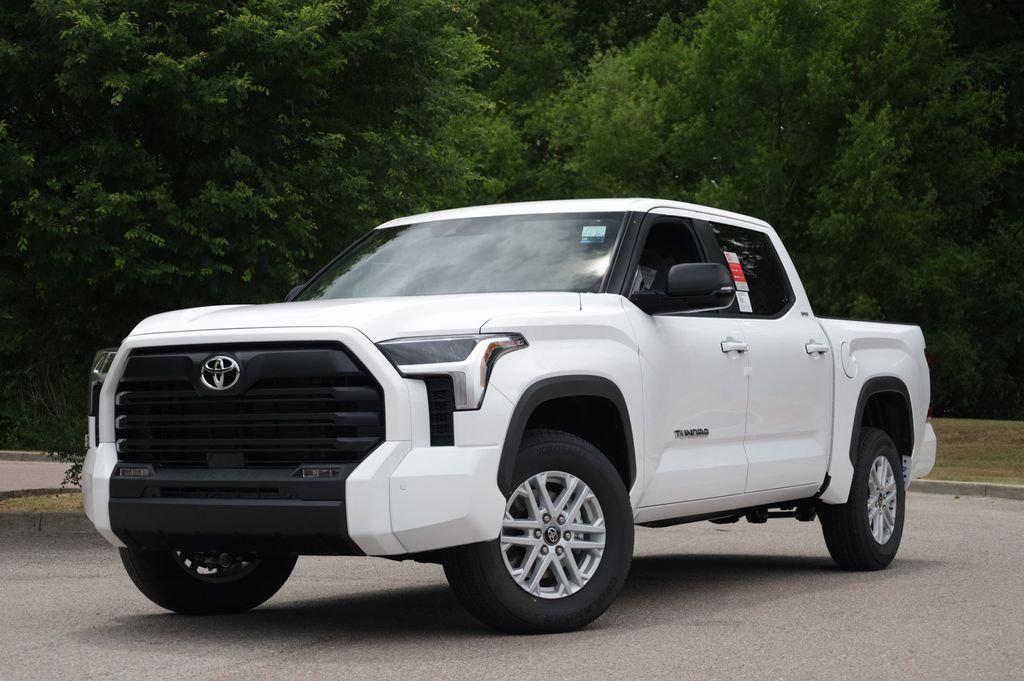 New 2026 Toyota Tundra SR5