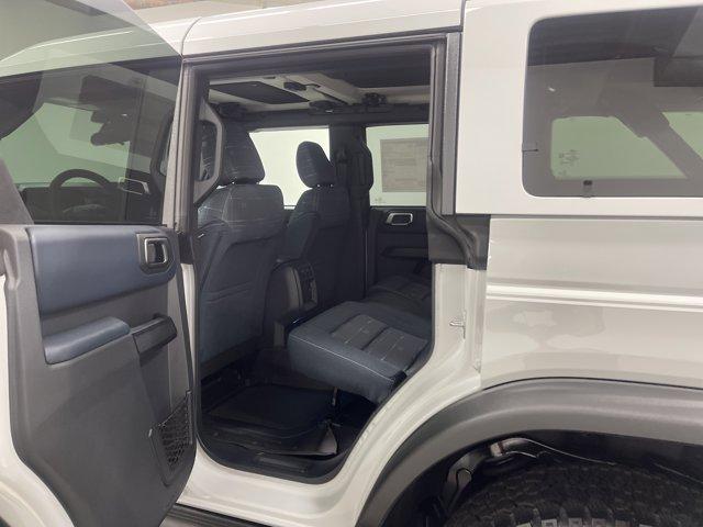 FORD BRONCO - 10