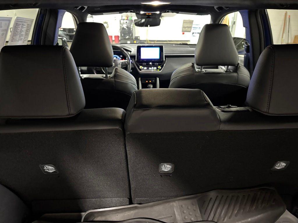 صورة مصغرة 29 لـ 2024 Toyota COROLLA CROSS HYBRID XSE