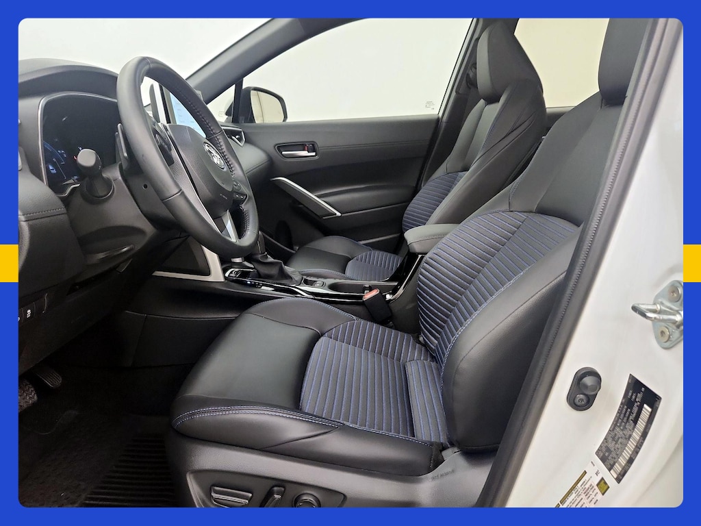 صورة مصغرة 13 لـ 2024 Toyota COROLLA CROSS HYBRID XSE