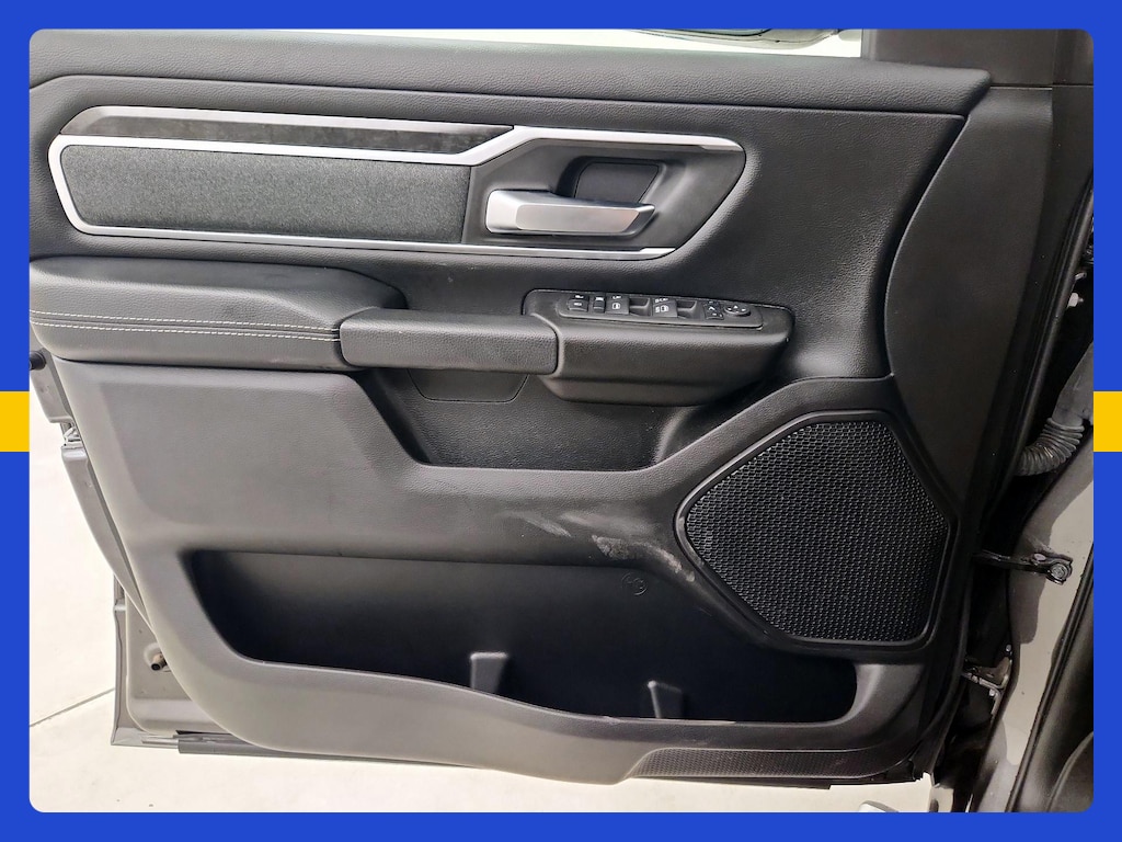 2022 RAM 1500 BIGHORN 照片 15
