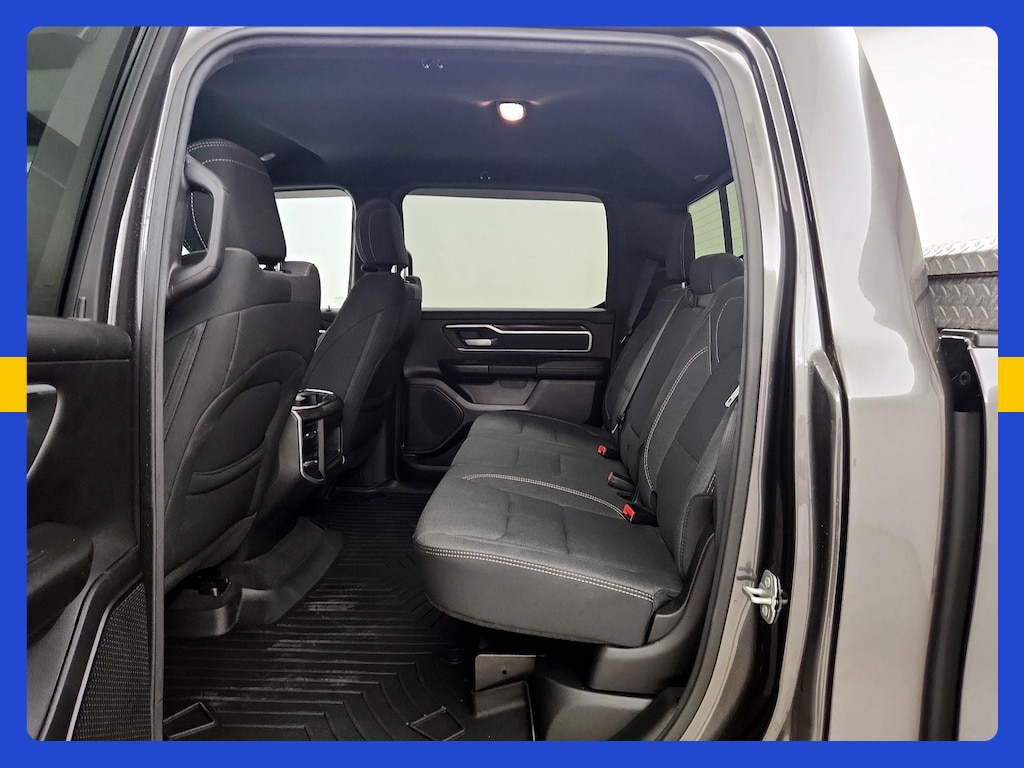 2022 RAM 1500 BIGHORN 照片 25