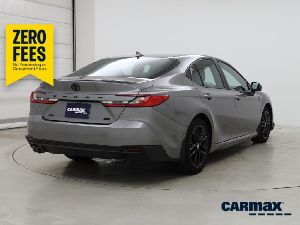 صورة 10 لـ 2025 Toyota CAMRY SE