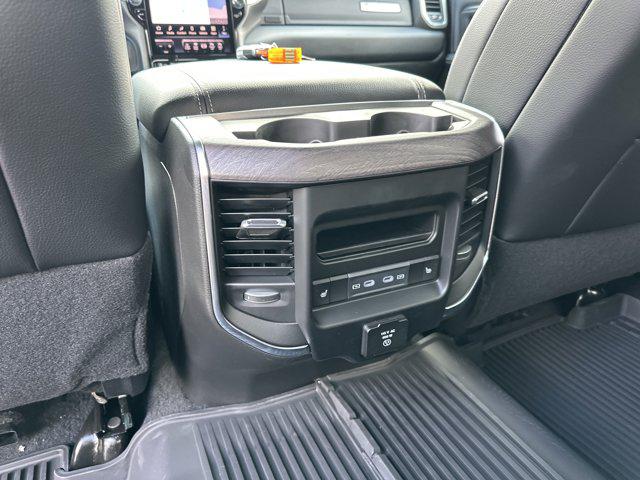 2026 RAM 3500 LARAMIE CREW CAB 4X4 8' BOX — миниатюра 30