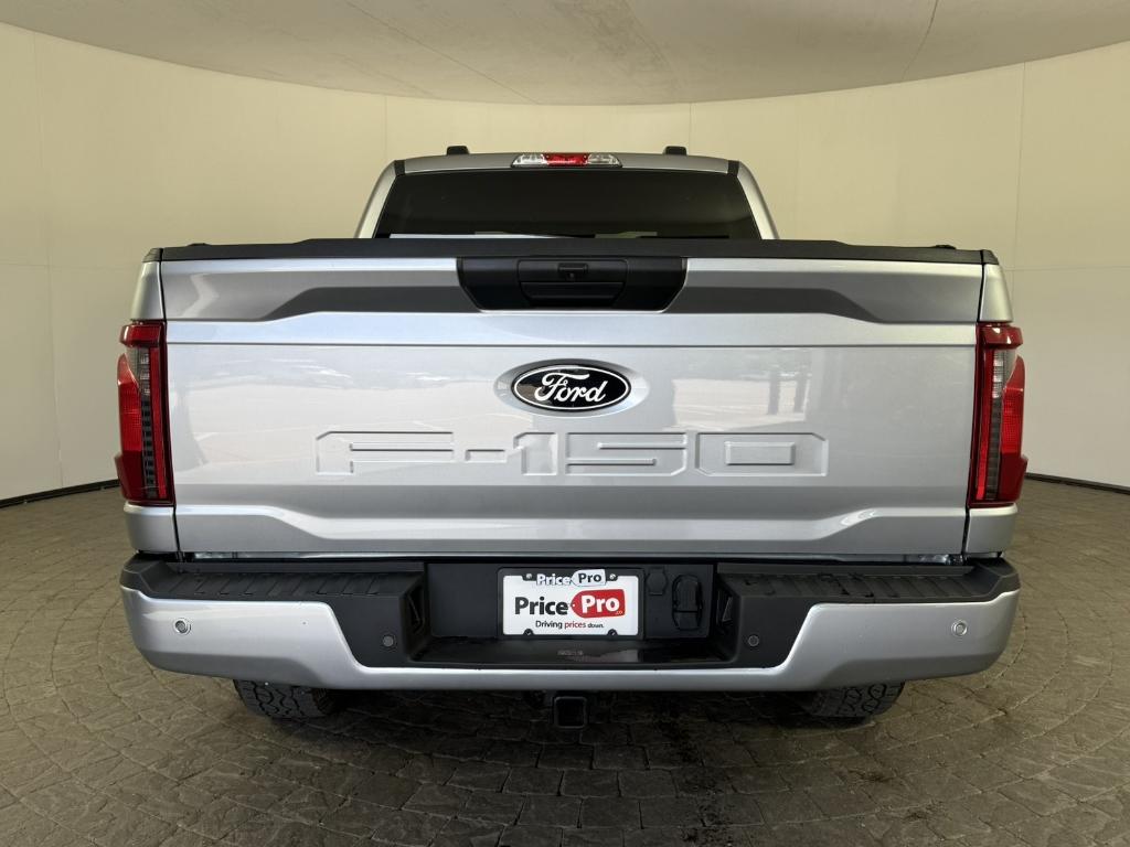 2025 FORD F-150 XLT photo 7