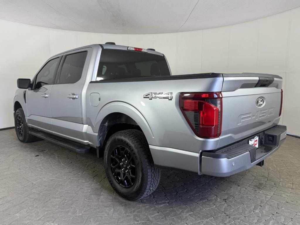 2025 FORD F-150 XLT photo 6