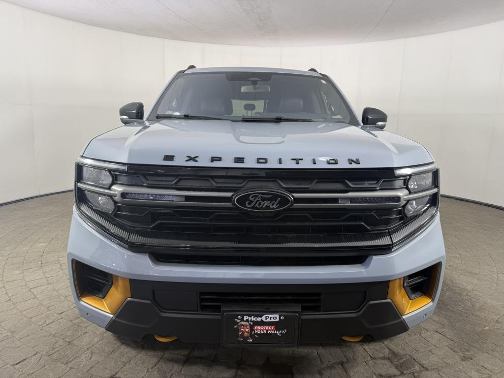 صورة 2 لـ 2025 FORD EXPEDITION TREMOR