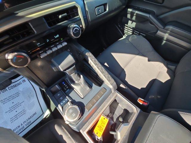 2025 Toyota TACOMA SR5 缩略图 18