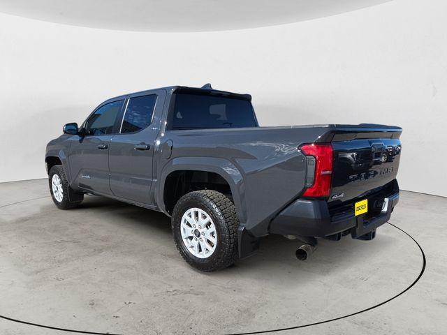 صورة 7 لـ 2025 Toyota TACOMA SR5