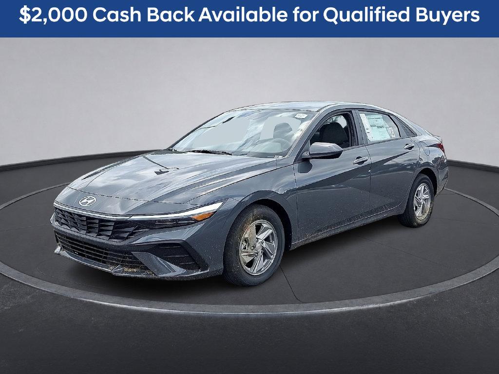 New 2026 Hyundai ELANTRA SE