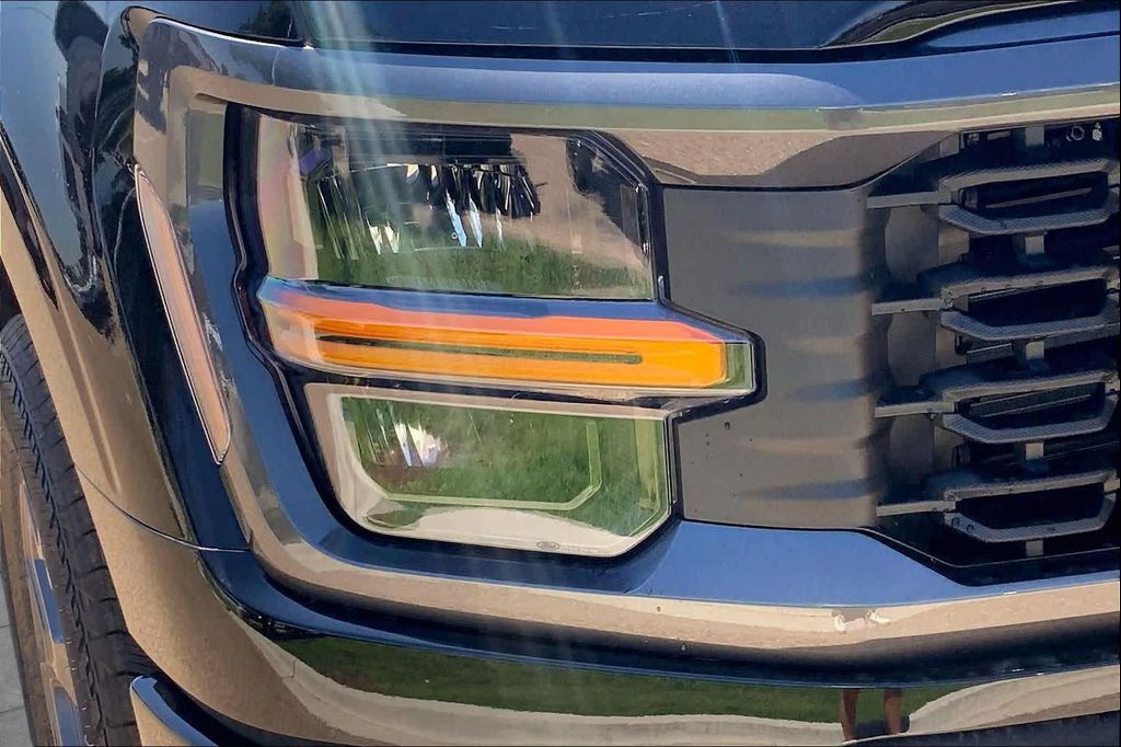 صورة مصغرة 13 لـ 2026 FORD F-150 STX