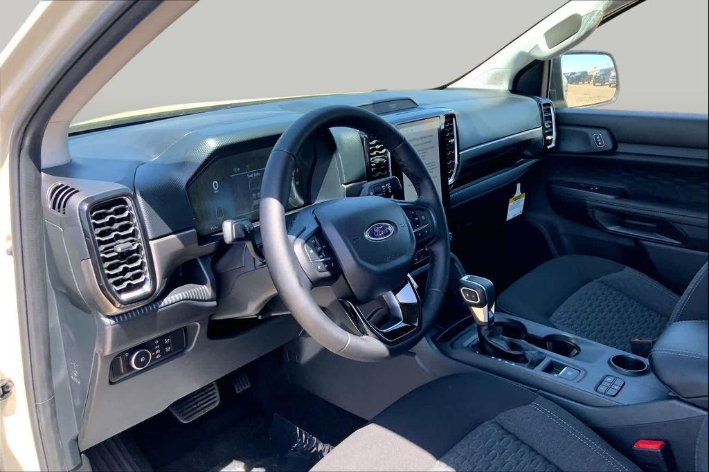 2026 FORD RANGER XLT — миниатюра 8