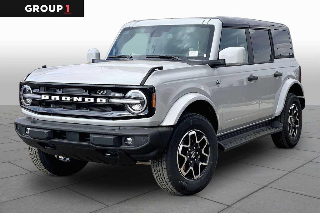 New 2026 Ford Bronco Outer Banks