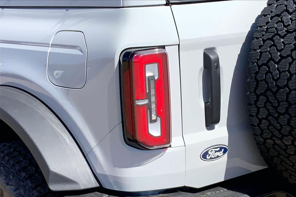 2026 FORD BRONCO BADLANDS — миниатюра 14