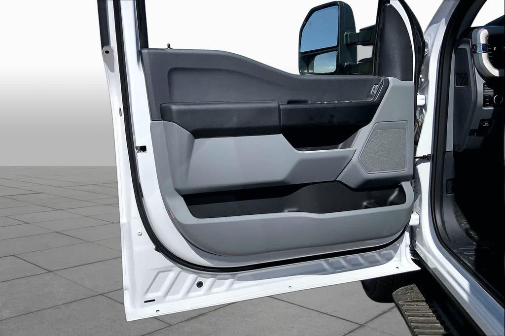 2026 FORD F-250 XL 照片 10