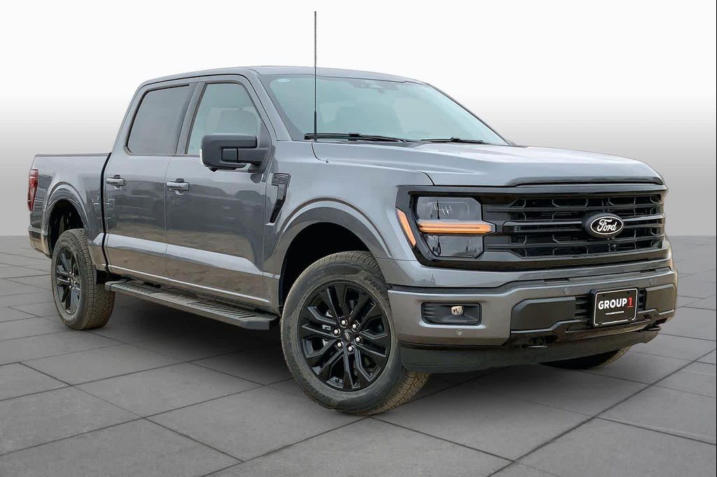 2026 FORD F-150 XLT — фото 2