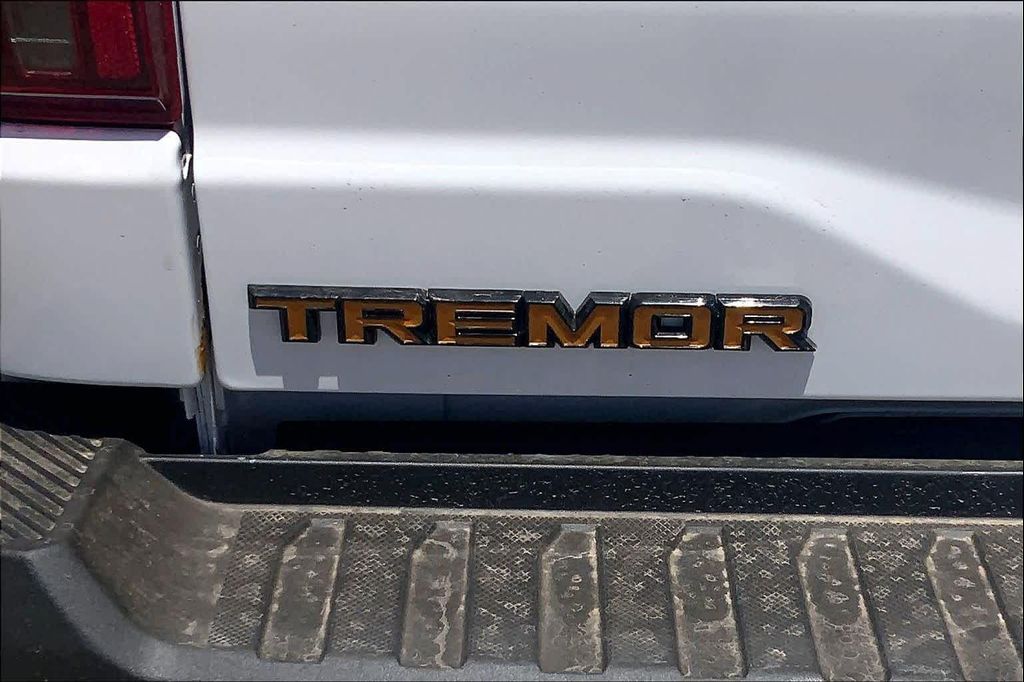 صورة مصغرة 15 لـ 2026 FORD F-150 TREMOR