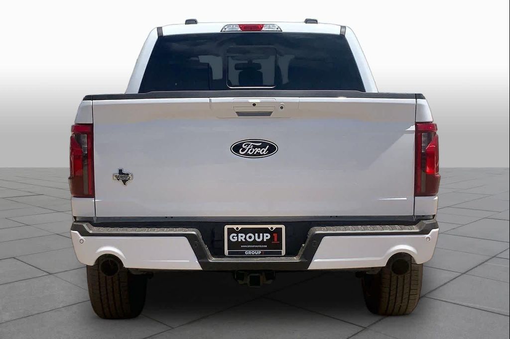 2026 FORD F-150 XLT — фото 4