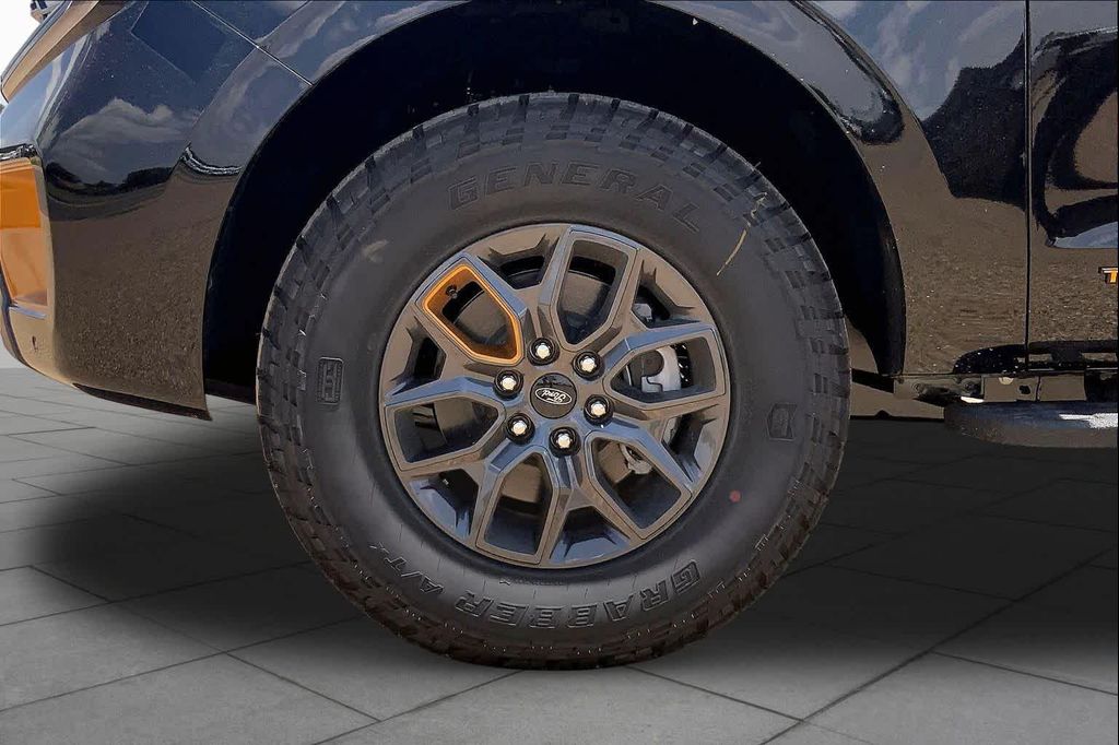 2026 FORD EXPEDITION TREMOR — миниатюра 11