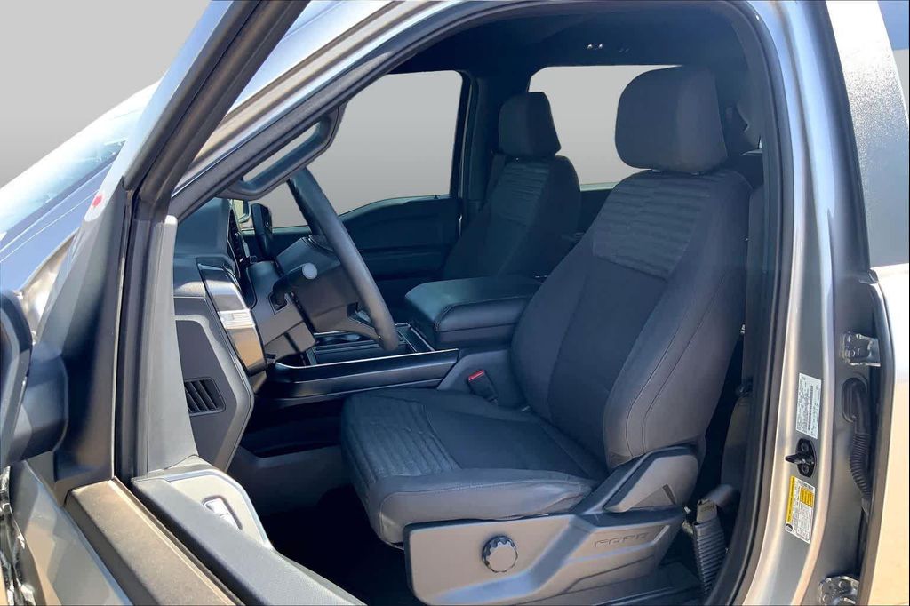 FORD F-150 XL - 8