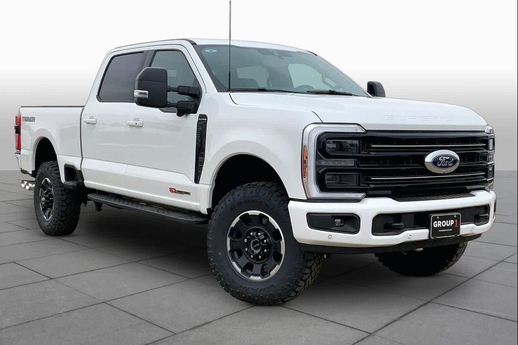 2026 FORD F-250 PLATINUM — фото 2