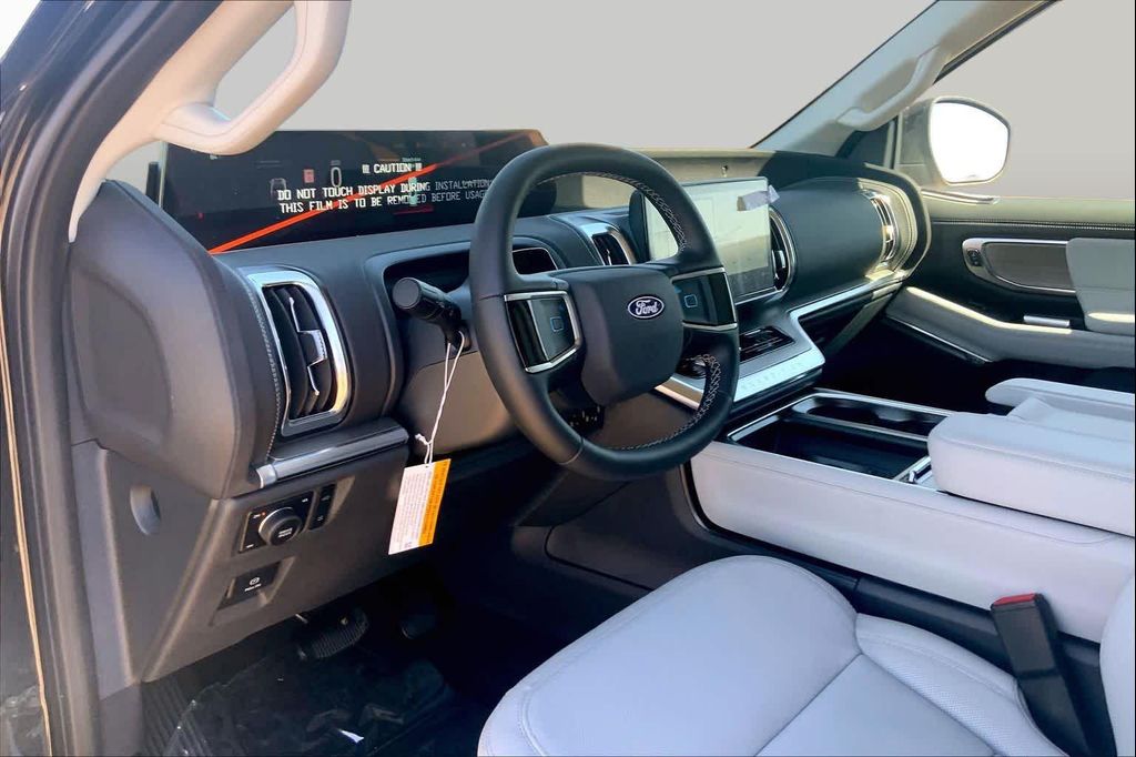 2027 FORD EXPEDITION PLATINUM — фото 8